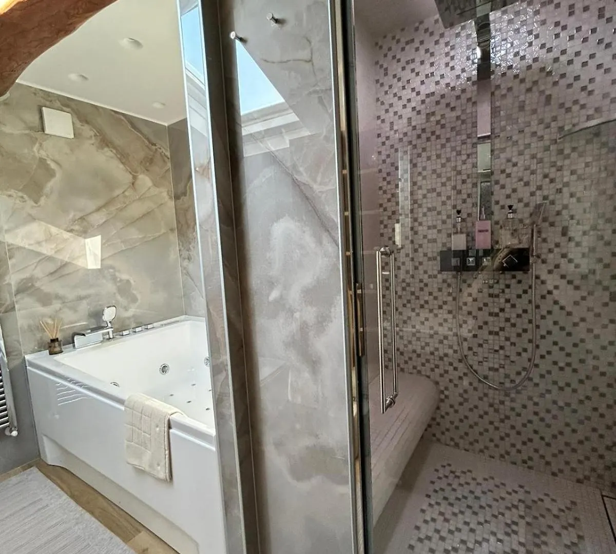 Bed & Breakfast B&B Donnini Firenzuola Italy